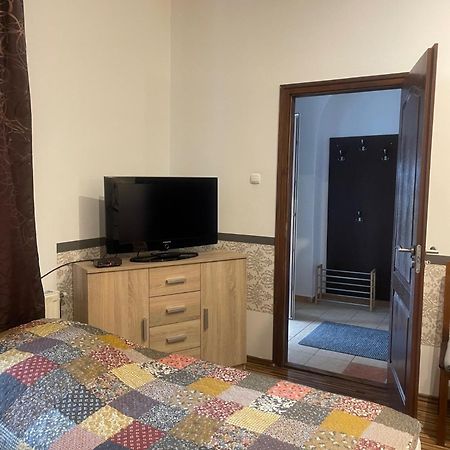 Appartement Arthaus Roenoek à Ronok Extérieur photo