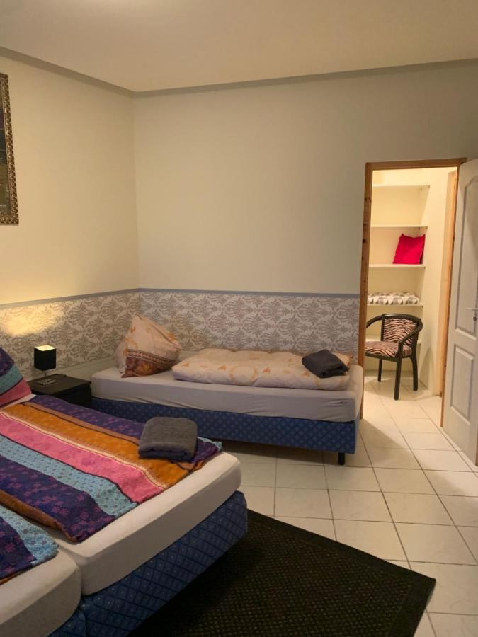 Appartement Arthaus Roenoek à Ronok Extérieur photo