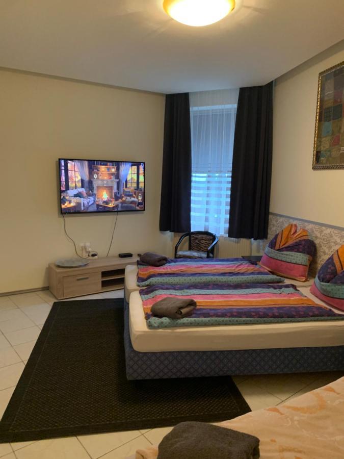 Appartement Arthaus Roenoek à Ronok Extérieur photo