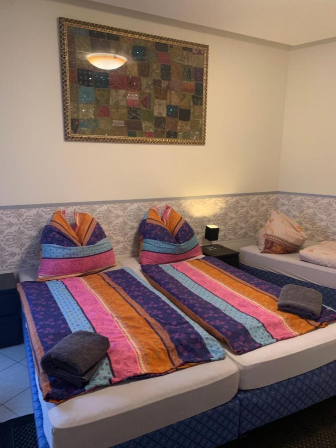 Appartement Arthaus Roenoek à Ronok Extérieur photo
