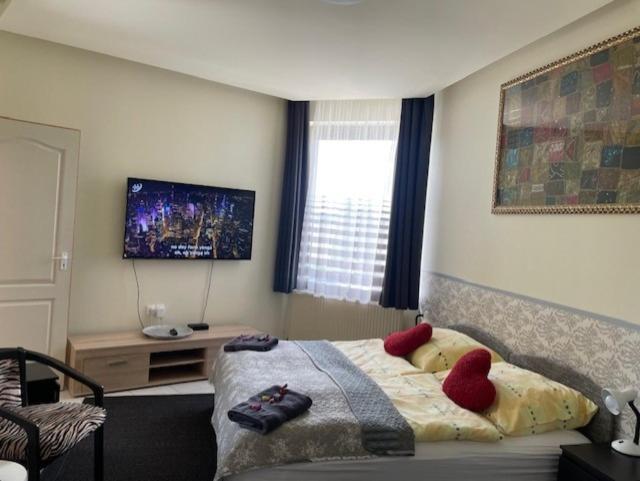 Appartement Arthaus Roenoek à Ronok Extérieur photo